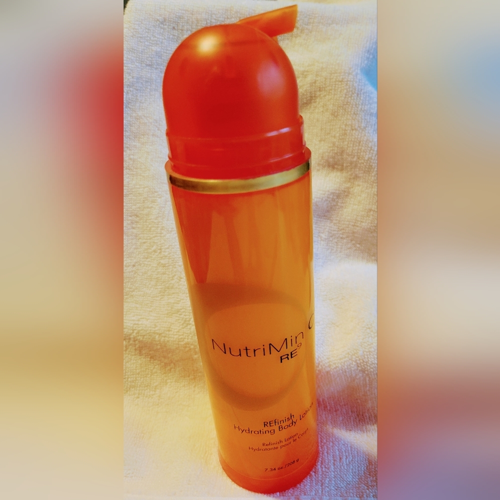 Arbonne NutriMin C RE9 Refinish Hydrating Body Lotion  7.34 oz/ 80% full